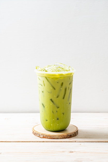 iced matcha latte groene thee