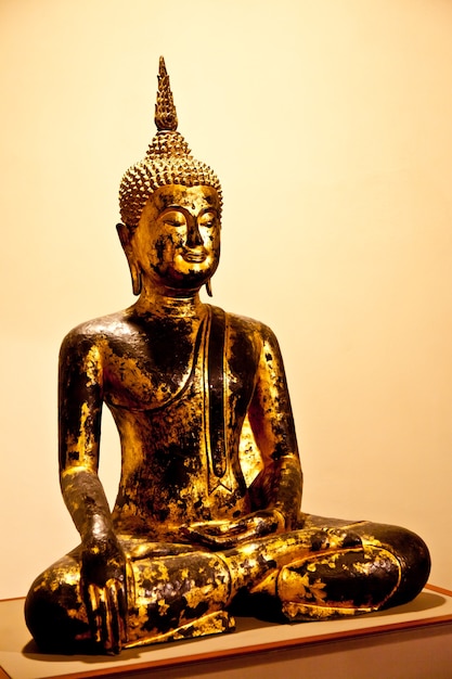 古典的な仏像の象徴的なイメージ