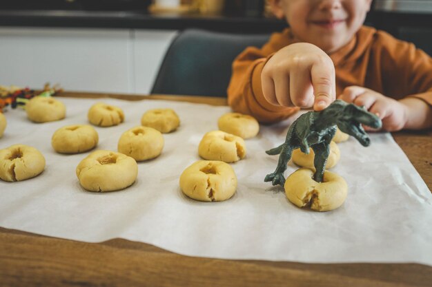 恐の足跡の自家製クッキーを子供と一緒にやるアイデア