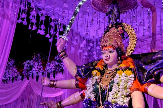 Idoolbeeld van godin Maa Durga, Happy Navratri en dussehra