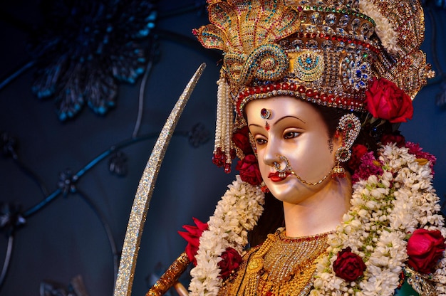 Idoolbeeld van godin Maa Durga, Happy Navratri en dussehra