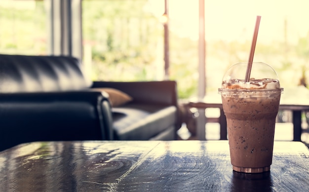 Ijskoffie in koffiewinkel