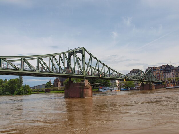 IJzeren brug in Frankfurt