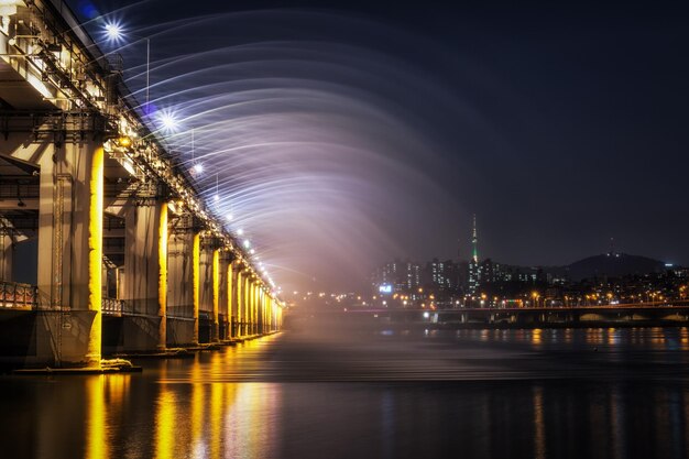 Photo illuminated city at night