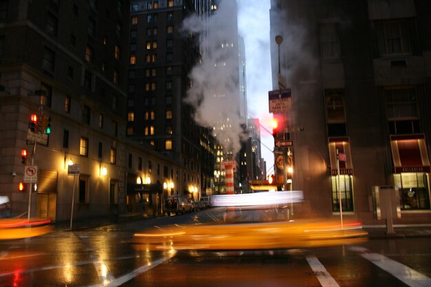 Photo illuminated city at night