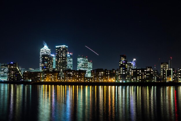 Photo illuminated city at night