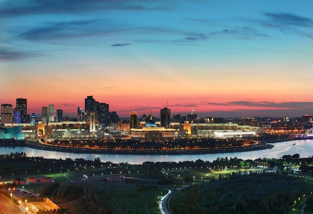 Photo illuminated city at night