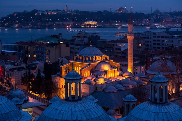 Photo illuminated city at night