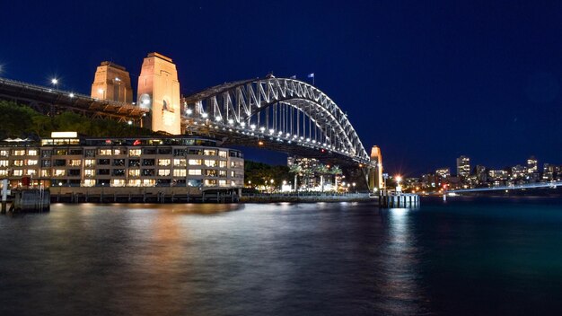 Photo illuminated city at night