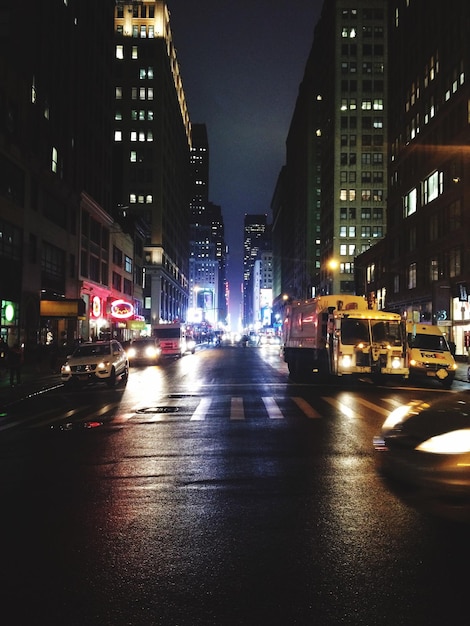 Photo illuminated city at night