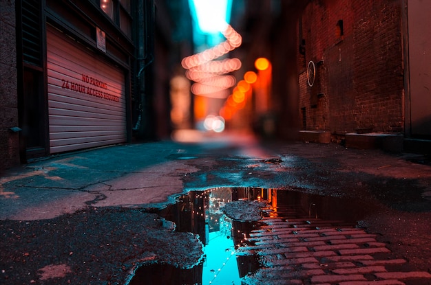 Photo illuminated city street at dusk