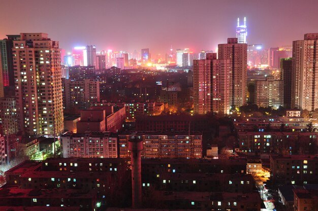 Photo illuminated cityscape at night