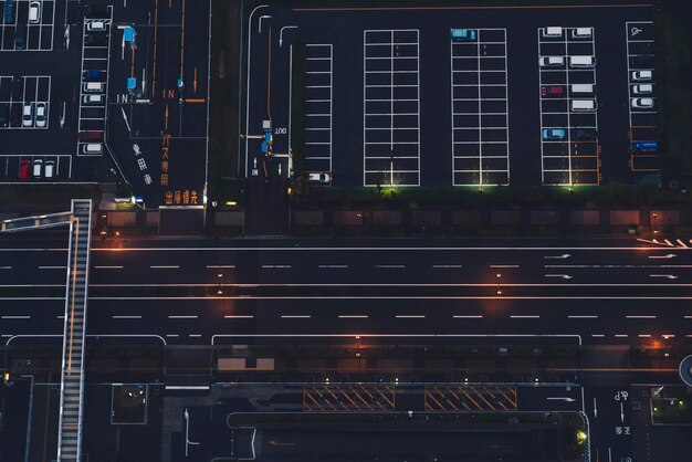Photo illuminated modern buildings in city at night