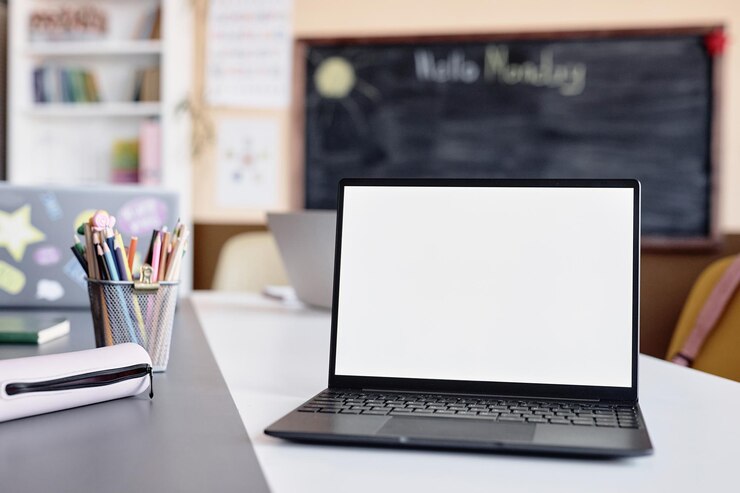 Photo image of blank computer monitor in study room