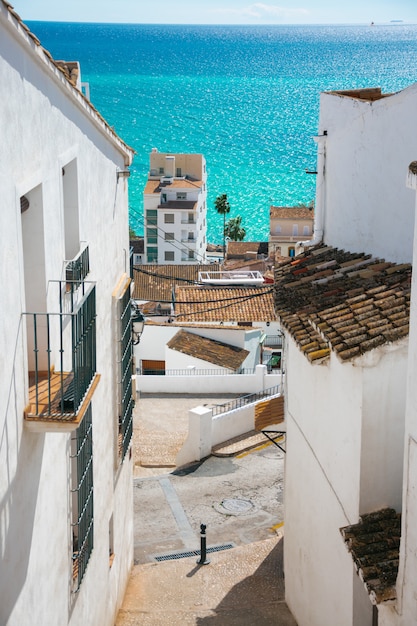 画像ではスペインの海岸都市の一つの美しい風景を見ることができます