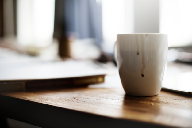 Image of a coffee cup with smudge