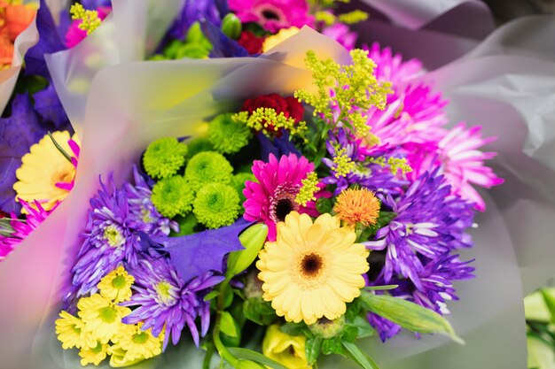 Image of a colourful bouquet