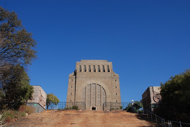 Photo the impressive voortrekker monument on the outskirts of pretoria in south africa