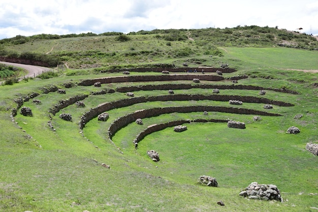 Inca-terrassen van Moray Elk niveau heeft zijn eigen microklimaat Moray is een archeologische vindplaats in de buurt van de Heilige Vallei