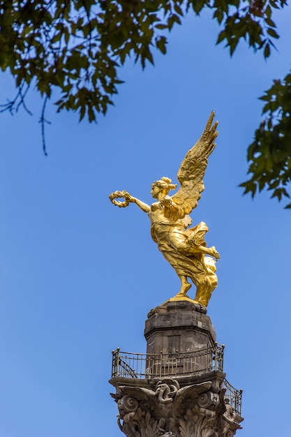 Photo independence angel