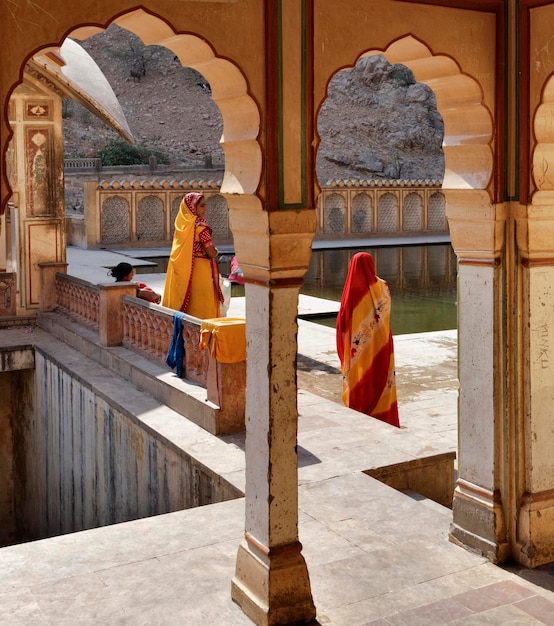 India, Rajasthan, Jaipur; 25 january 2007, indian women at Galta Hindu Temples, 11 km away from Jaipur - EDITORIAL