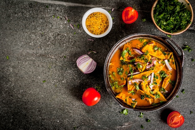 Indiaas eten recepten, Indiase Omelet Masala ei curry, met verse groenten