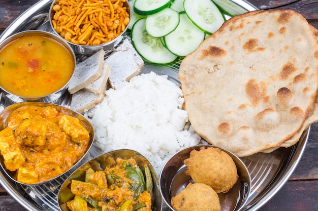 Indiaas eten Thali