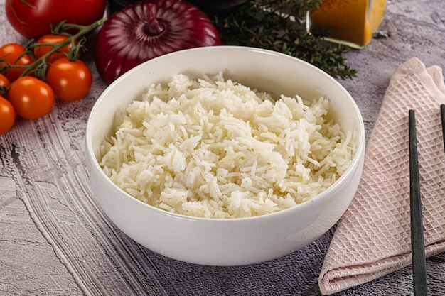 Photo indian cuisine steamed basmati rice