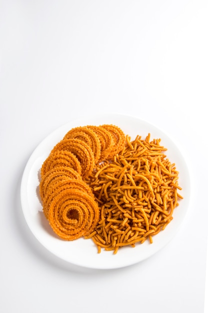 Indian Snack: Besan (grammeel) Sev en chakli, chakali of Murukku.