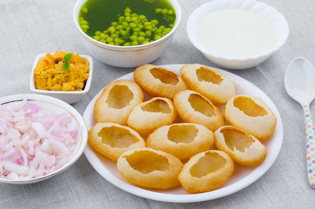 Photo indian street food pani puri