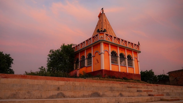 Photo an indian temple shot siwan bihar india 28 feb 2024