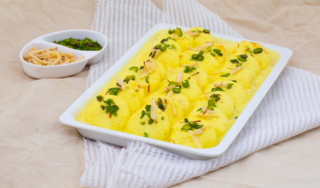 인도 전통 스페셜 디저트 Ras Malai