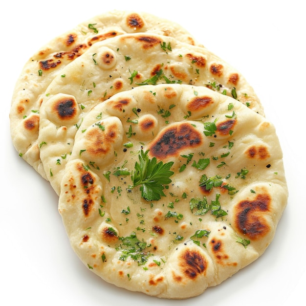 Indiase naan brood witte achtergrond