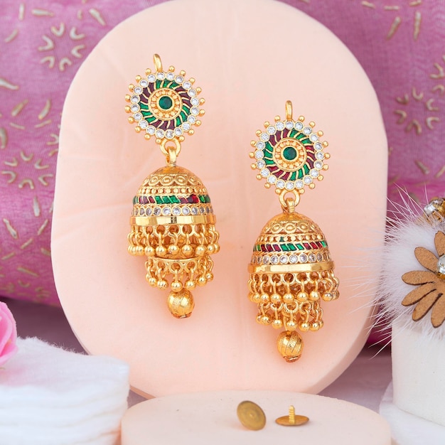 Indiase Rajasthani antieke goudkleurige traditionele stijlvolle vergulde Jhumka oorbellen