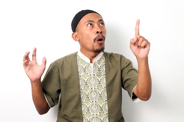 Indonesian Muslim man has an idea on a White background