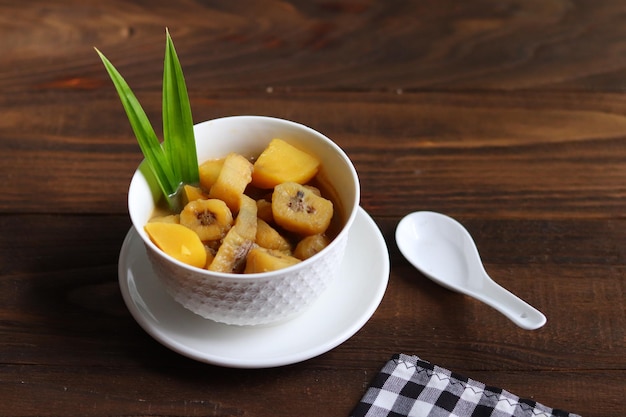 Indonesische Dessert Kolak met Banaan