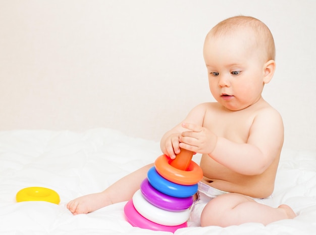 Infant with color pyramid