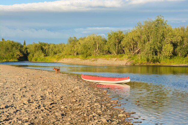 Фото Надувной каяк на воде