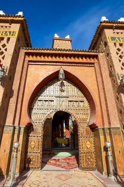 Ingang van een Riad in Marokko