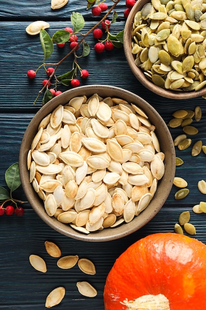 Ingrediënten koken voor pompoenpitten in het herfstseizoen