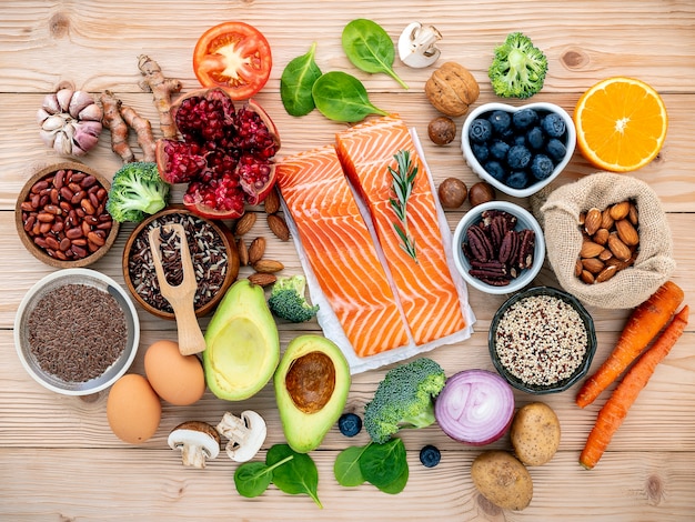 Ingrediënten voor de selectie van gezonde voeding.