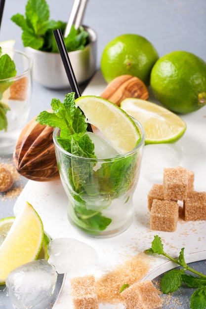 Ingrediënten voor het maken van mojito&#39;s