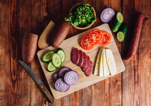 Ingrediënten voor het maken van sandwich