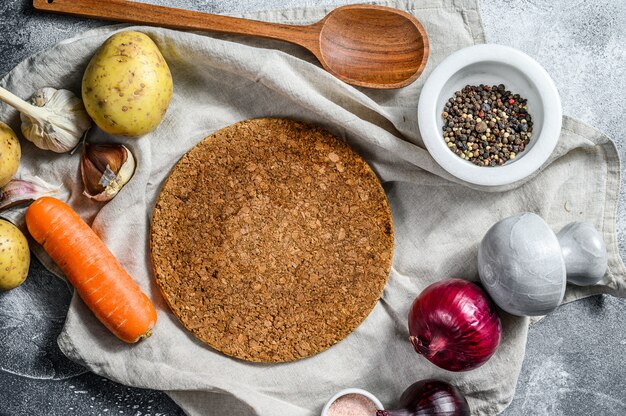 Ingrediënten voor soep, groenten en kruiden