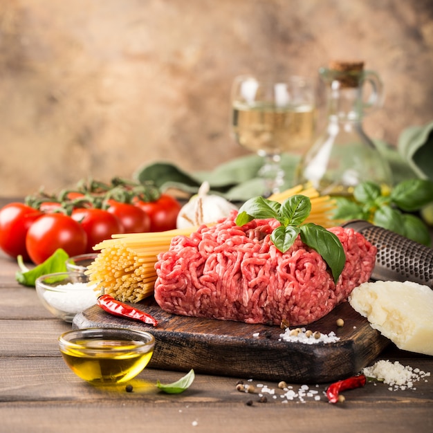 Ingrediënten voor spaghetti bolognese