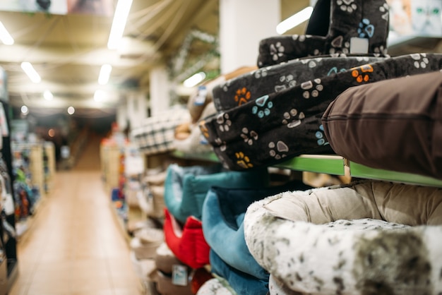 Inside pet shop, shelves with accessories