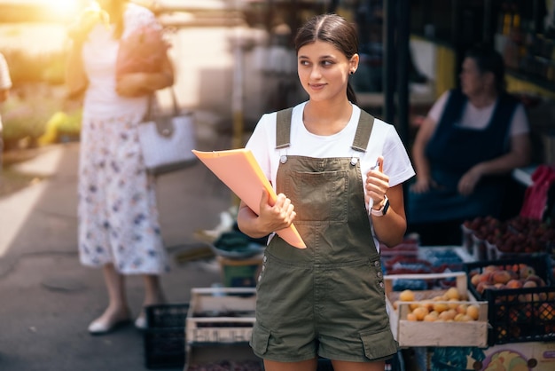 Inspecteur op de markt