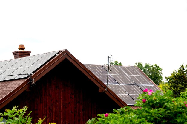 Installing a Solar Cell on a Roof