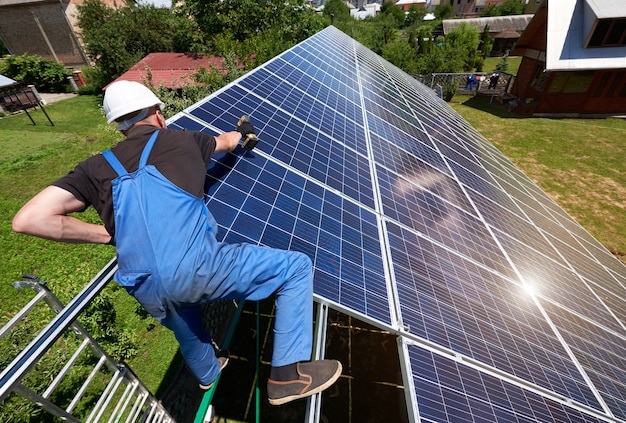 독립형 태양 광 광전지 패널 시스템 설치