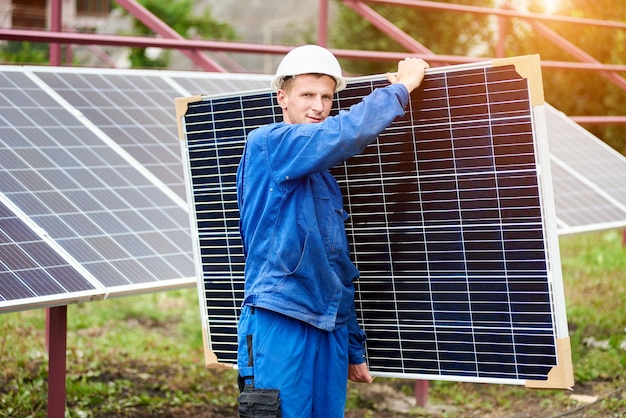 Installing of stand-alone solar photo voltaic panel system